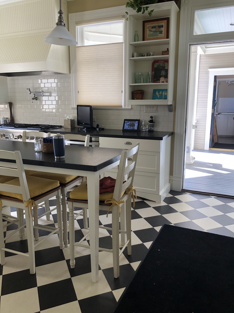 KITCHEN IN HOUSTON HISTORICAL HOME DEMO'D AND REPLACED WITH DESIGN , FLOORING, CABINETRY AND APPLIANCES APPROVED BY HISTORICAL SOCIETY.